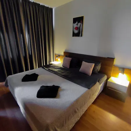 In Belvedere Holiday Club F403 Apartamento *